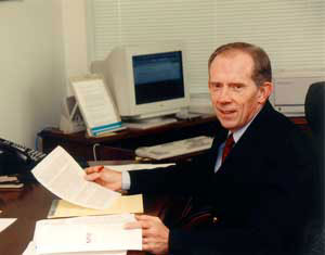 Dr. Glen R. Hanson